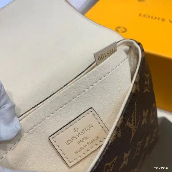 VUITTON LOCKY LOUIS BB 0605